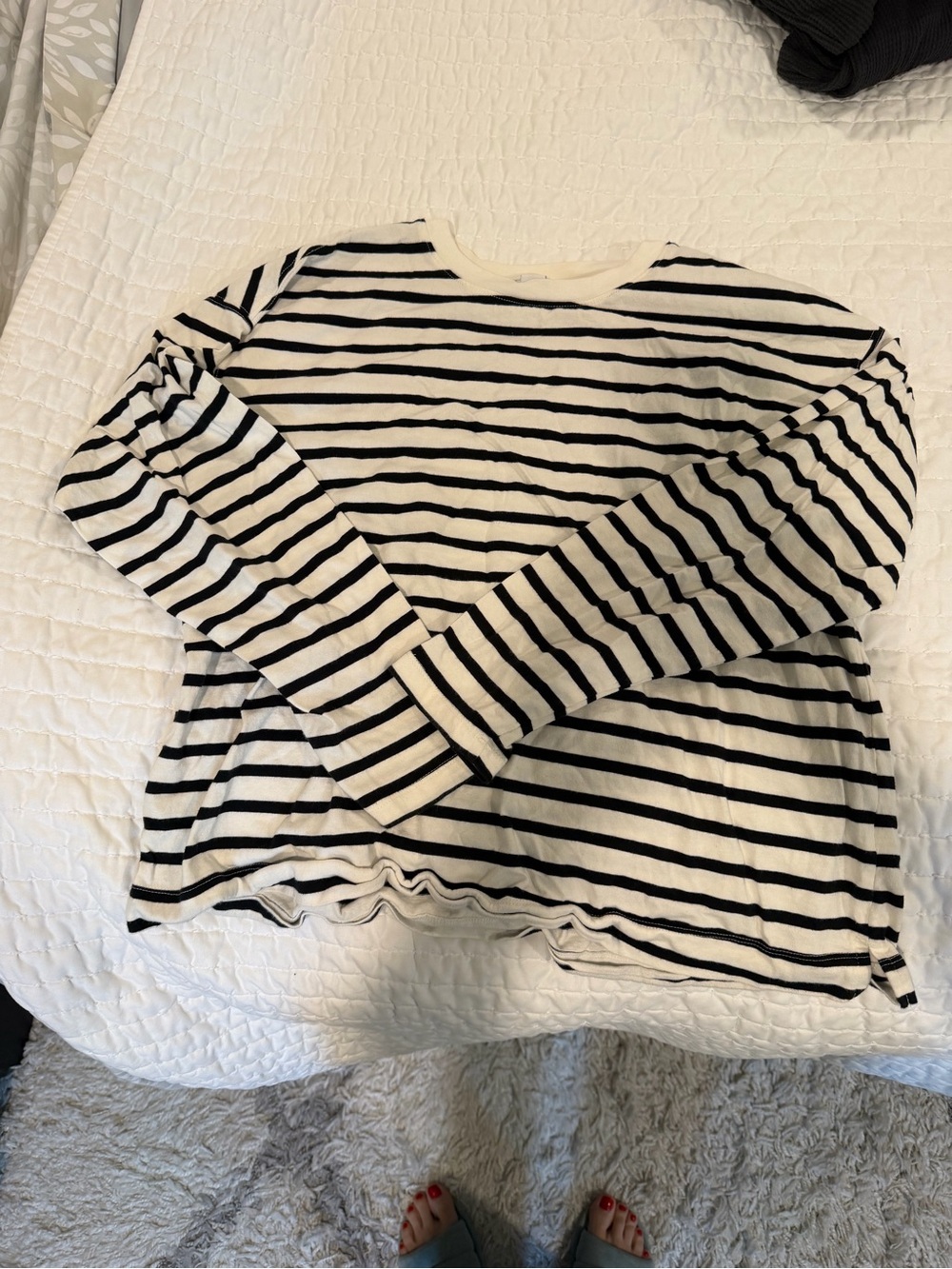 Old Navy vintage tee- long sleeve black and white stripe